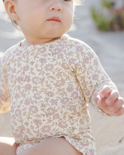 Quincy Mae Olivia Rashguard One-piece in Dahlia