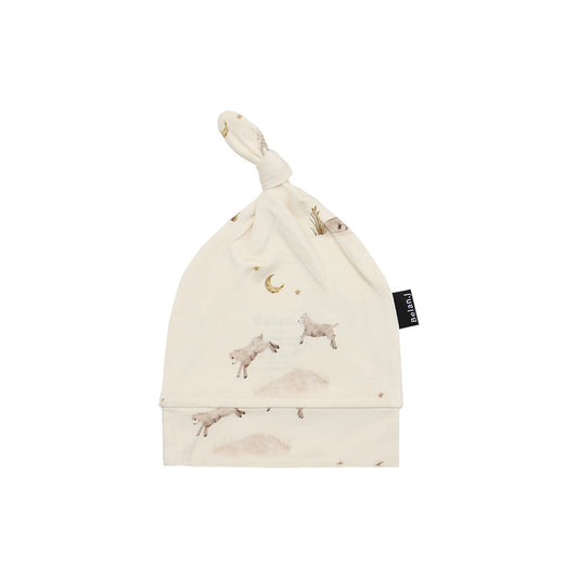 Belan J Knotted Infant Hat in Little Lambs